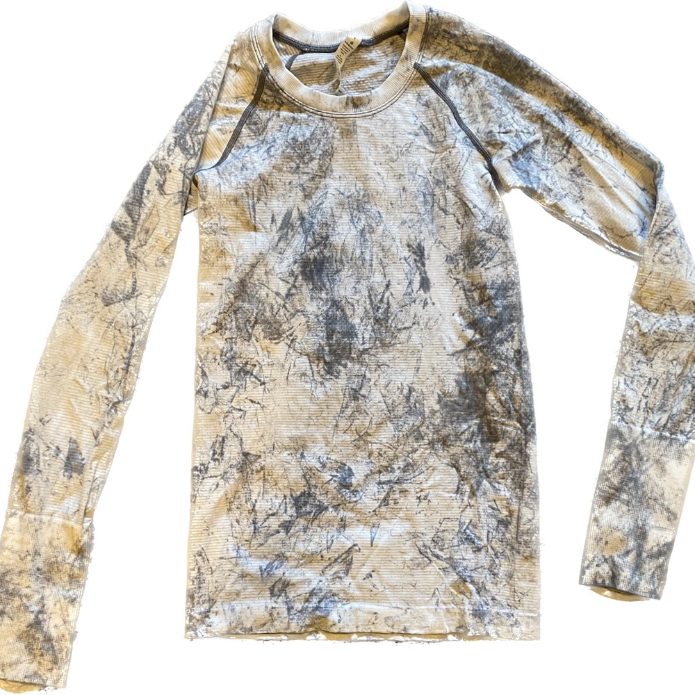 EC Lululemon long sleeve tee marbled blue/grey and white size 4